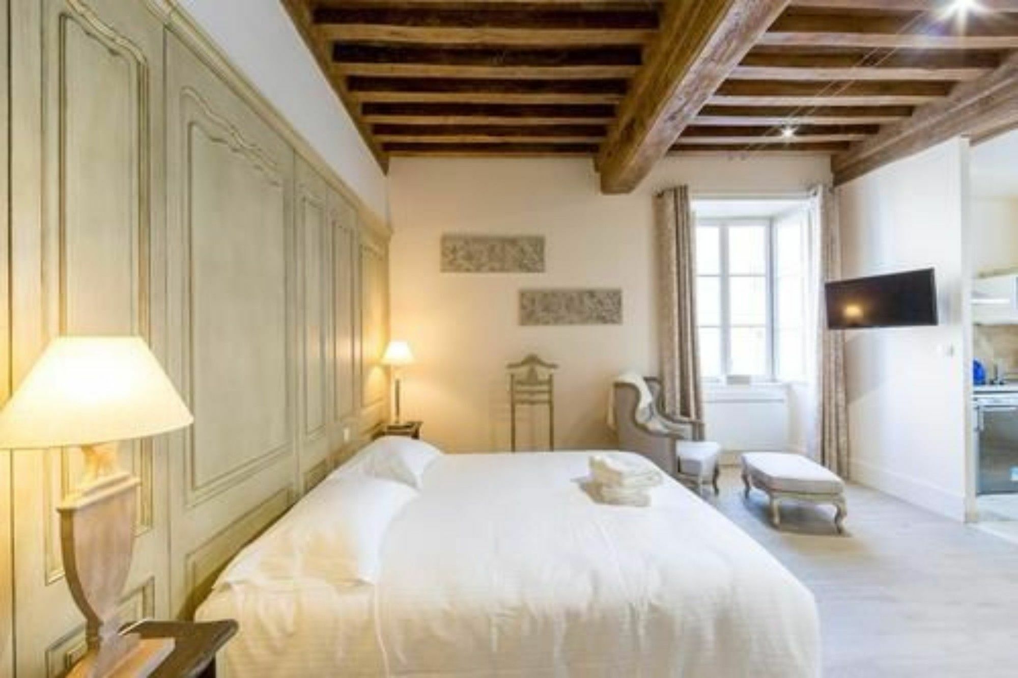 Bed and Breakfast Le Cara Seheiah 1D Beaune  Zewnętrze zdjęcie